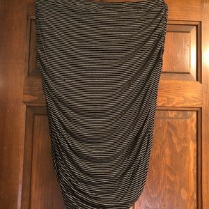 Vince Camuto Maxi skirt
